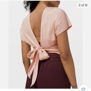 Lululemon It’s A Tie Tee size 4